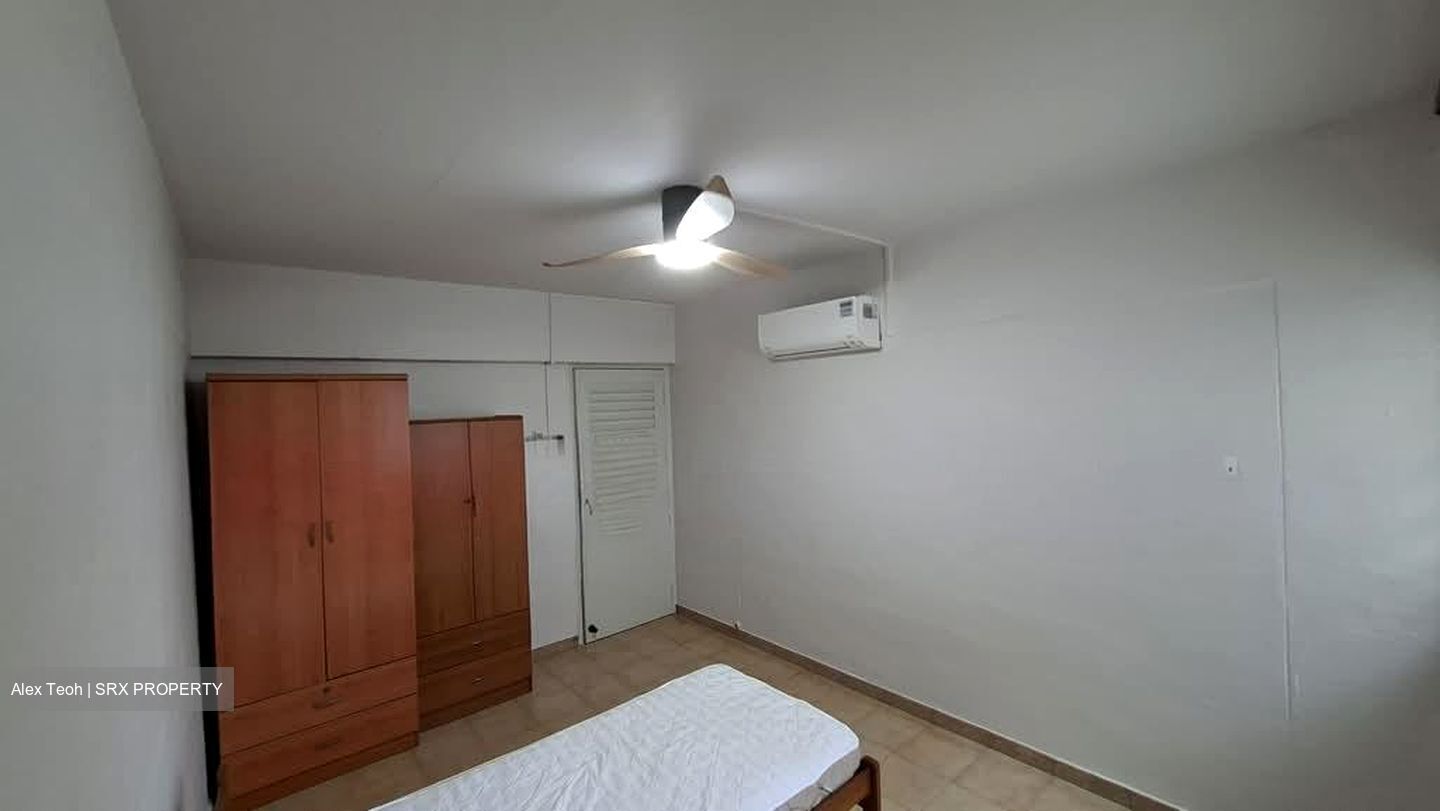 Blk 168 Bukit Batok West Avenue 8 (Bukit Batok), HDB 4 Rooms #573932101